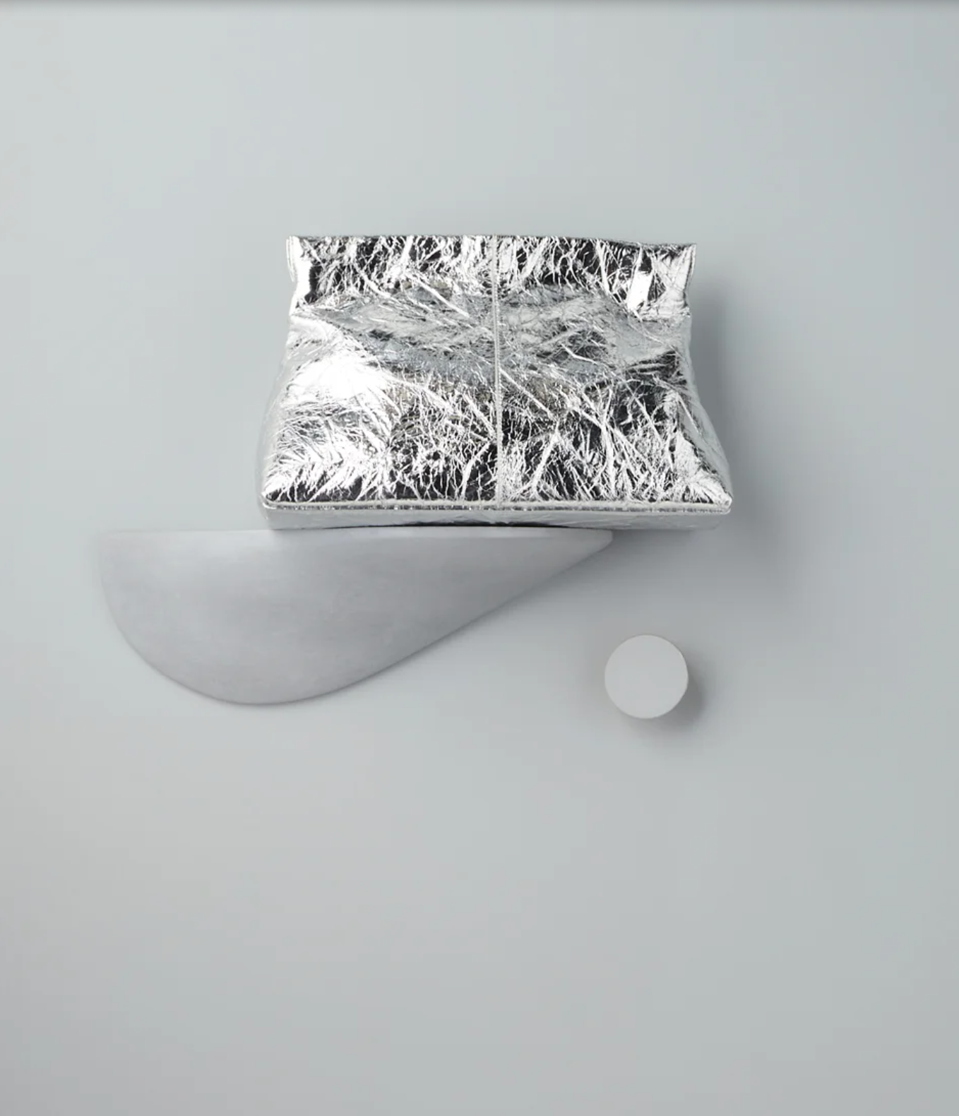 Aevie (Metallic Crinkle Patent)