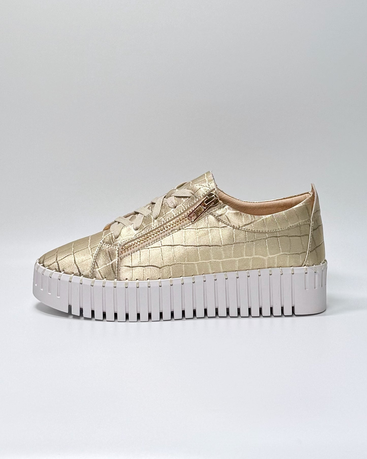 Bump (Gold Matt Croc)