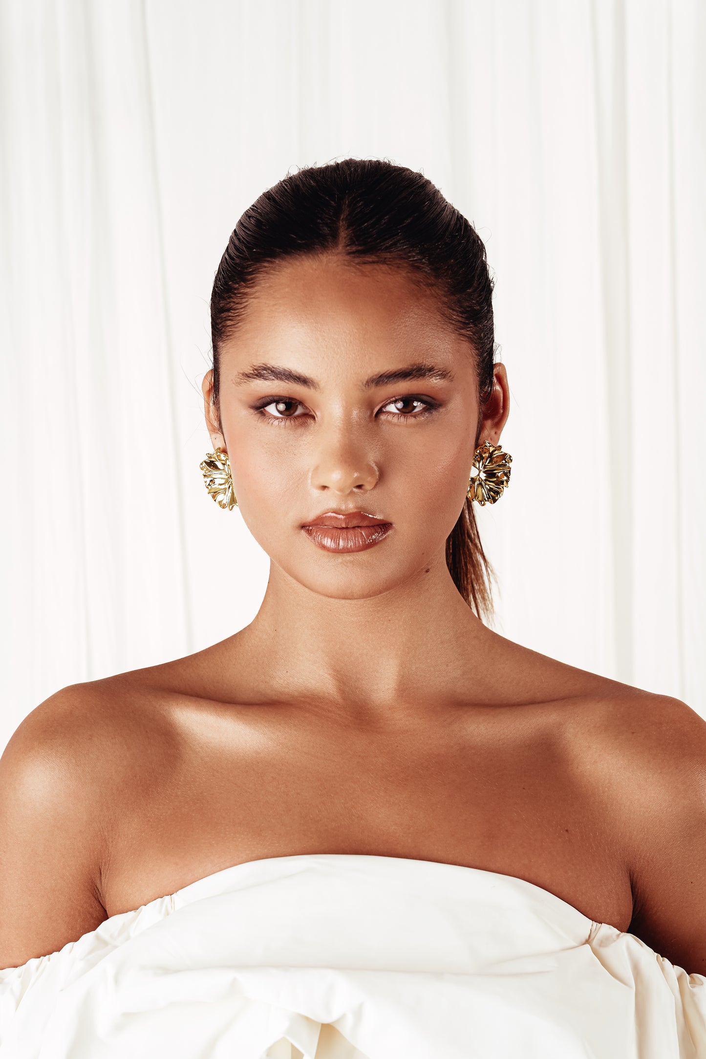 Henrietta Earring (Soft Gold)