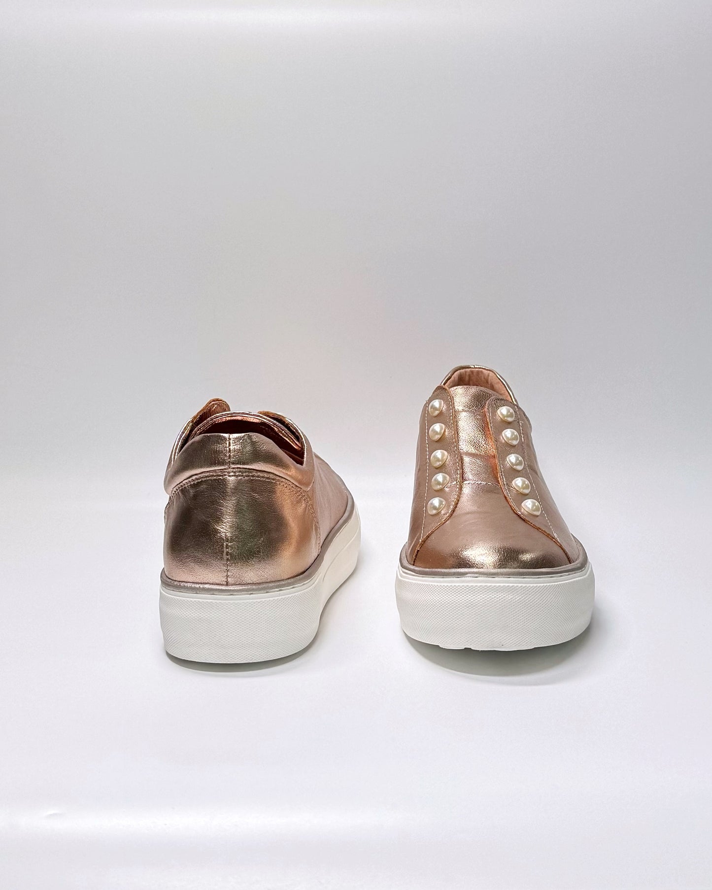 Fearl (Pale Rose Gold)