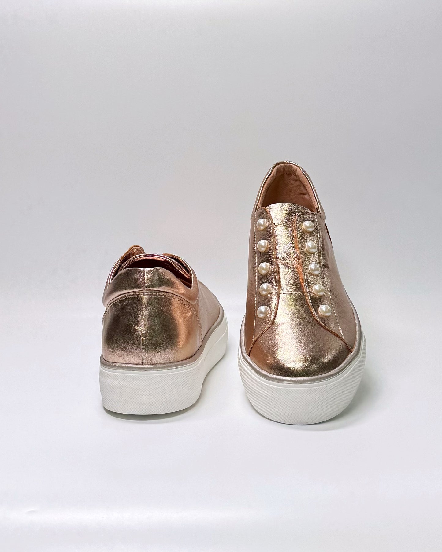 Fearl (Pale Rose Gold)