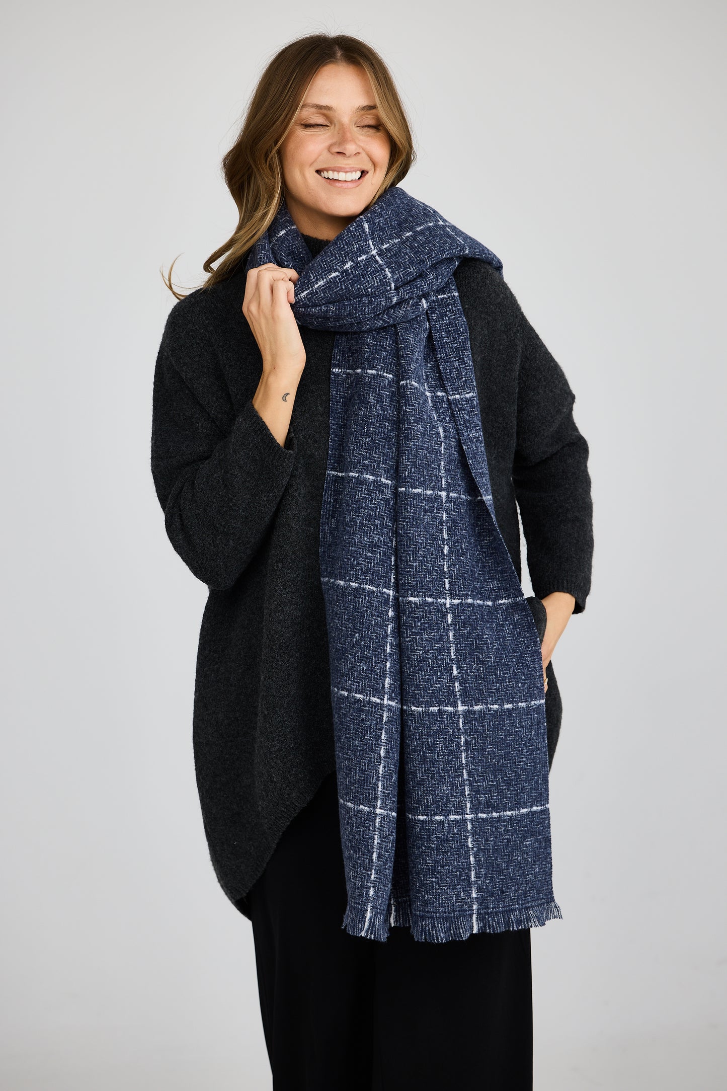Perry Scarf (Navy)