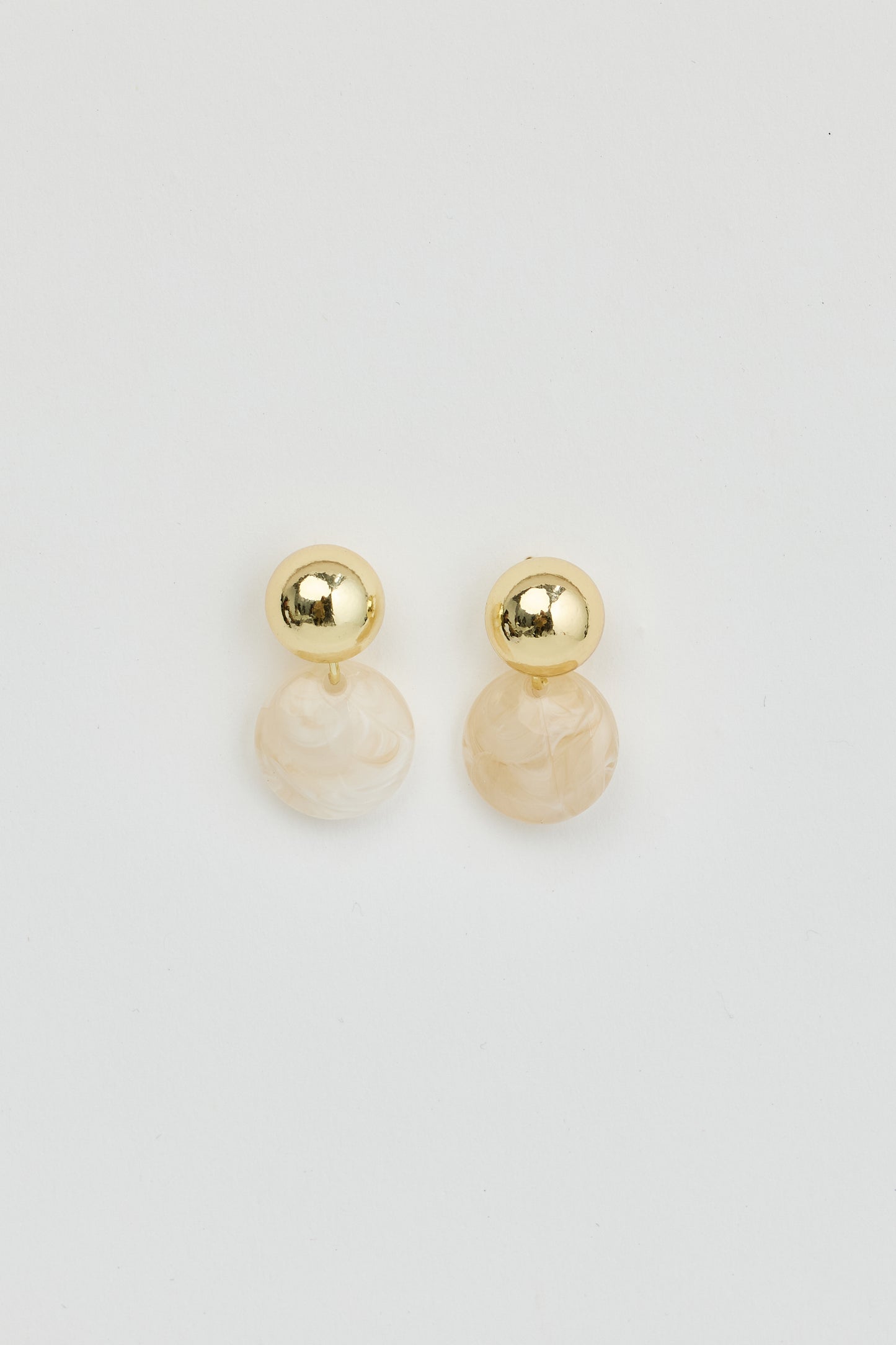Pino Earrings (Creme)