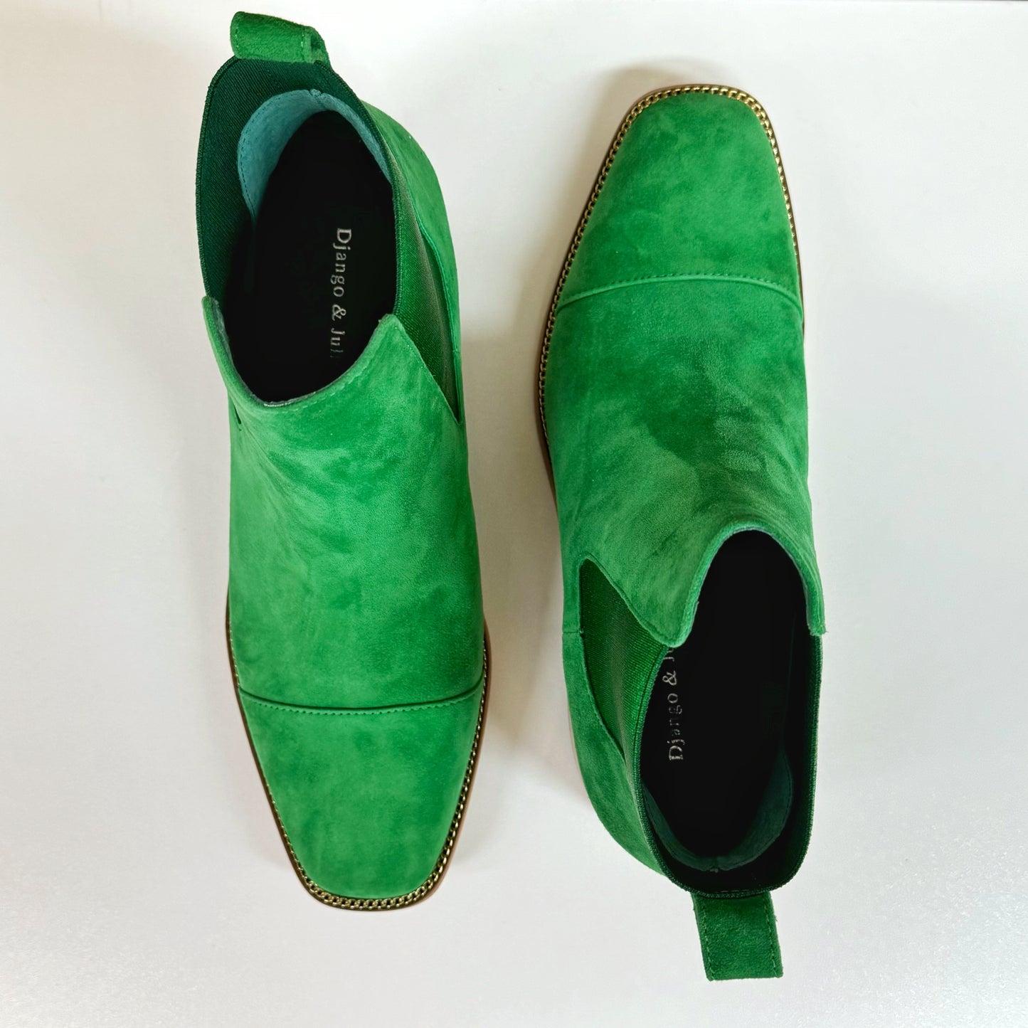 Fuppy (New Emerald Suede)