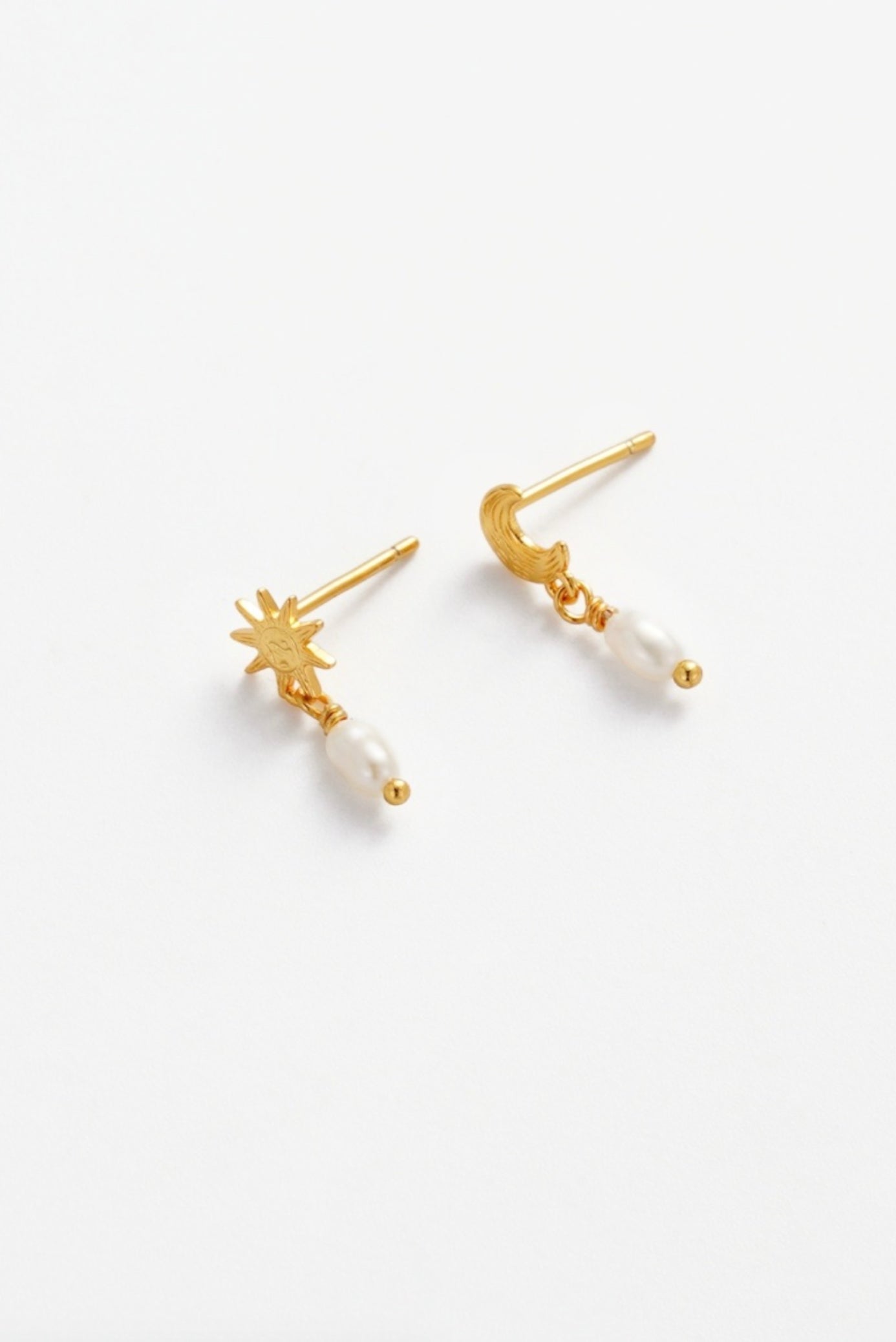Zafino Luna Mismatched Pearl Drop Earring Gold | Women's Jewellery | Gretel Lane