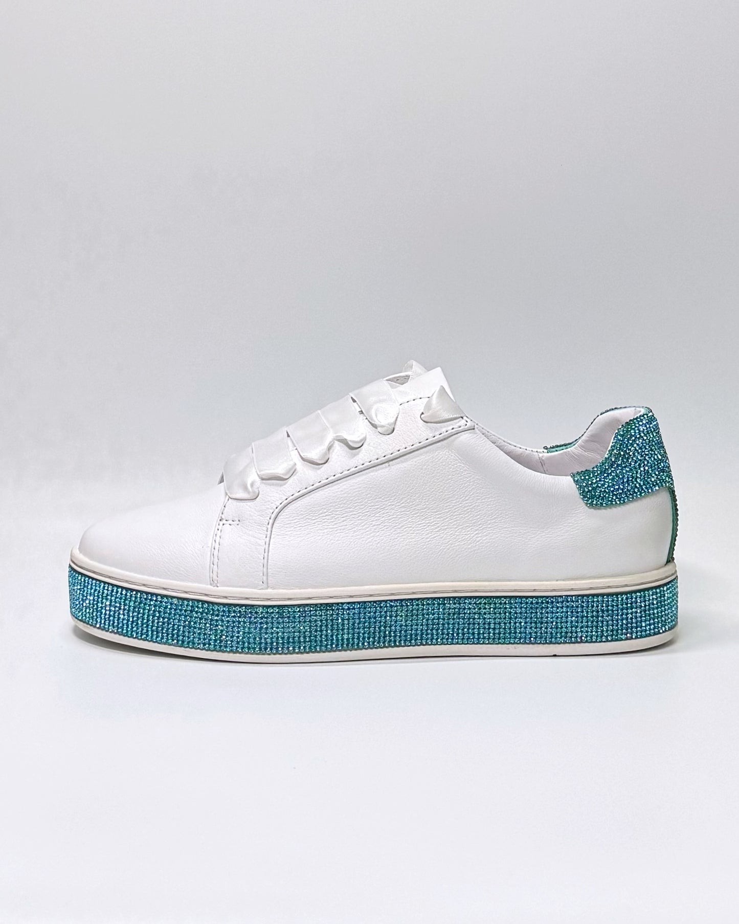 Pluma (White/Aqua)