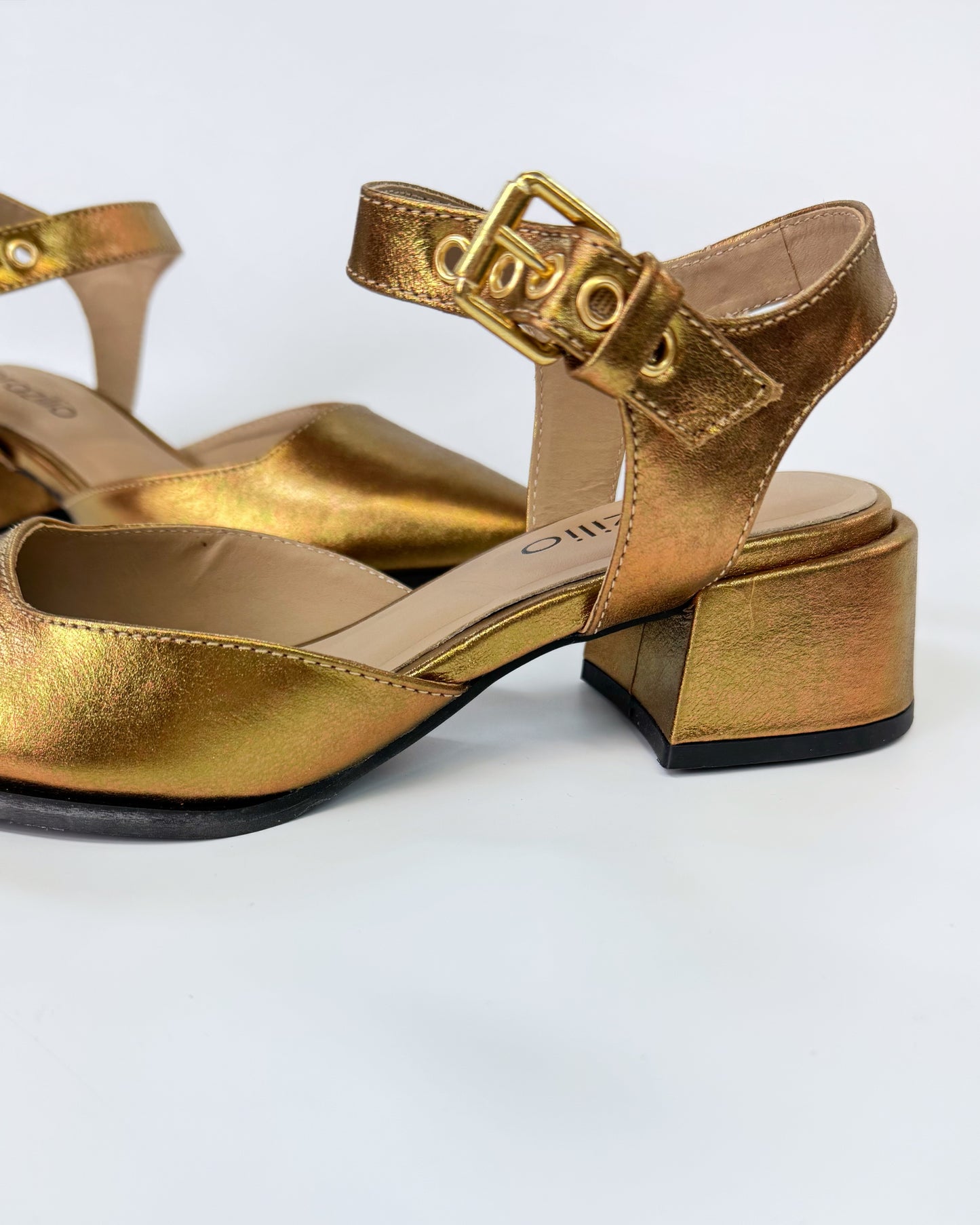Brazilio bronze metallic leather heel sandal - pointed toe