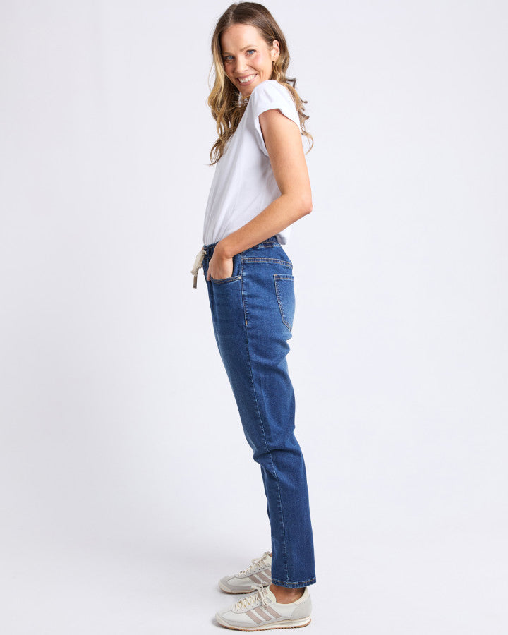 Juliette Jogger Jean (Vintage Blue)