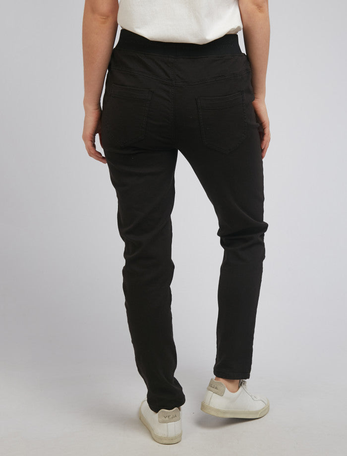 Sylvia Jogger (Black)