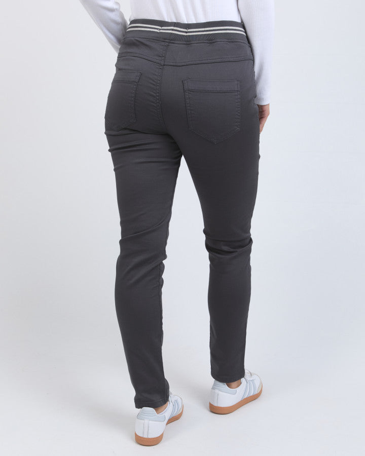 Sylvia Jogger (Charcoal)