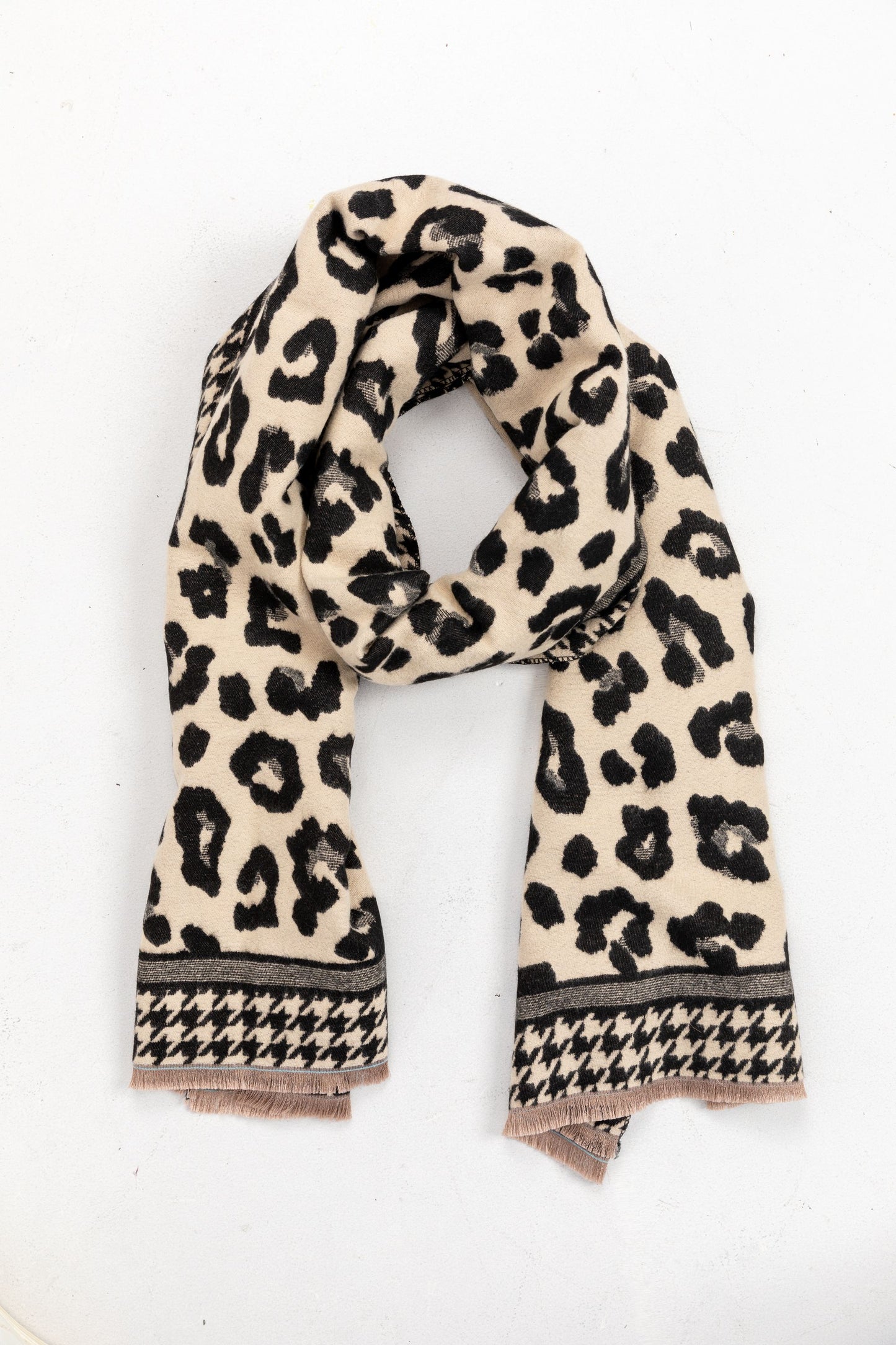 Durban Scarf (Black + White)