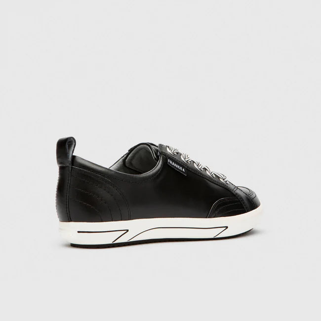Ellie IV (Black)