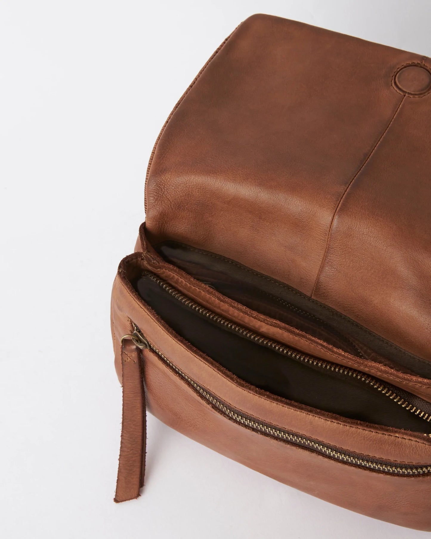 Linea Crossbody (Cognac)