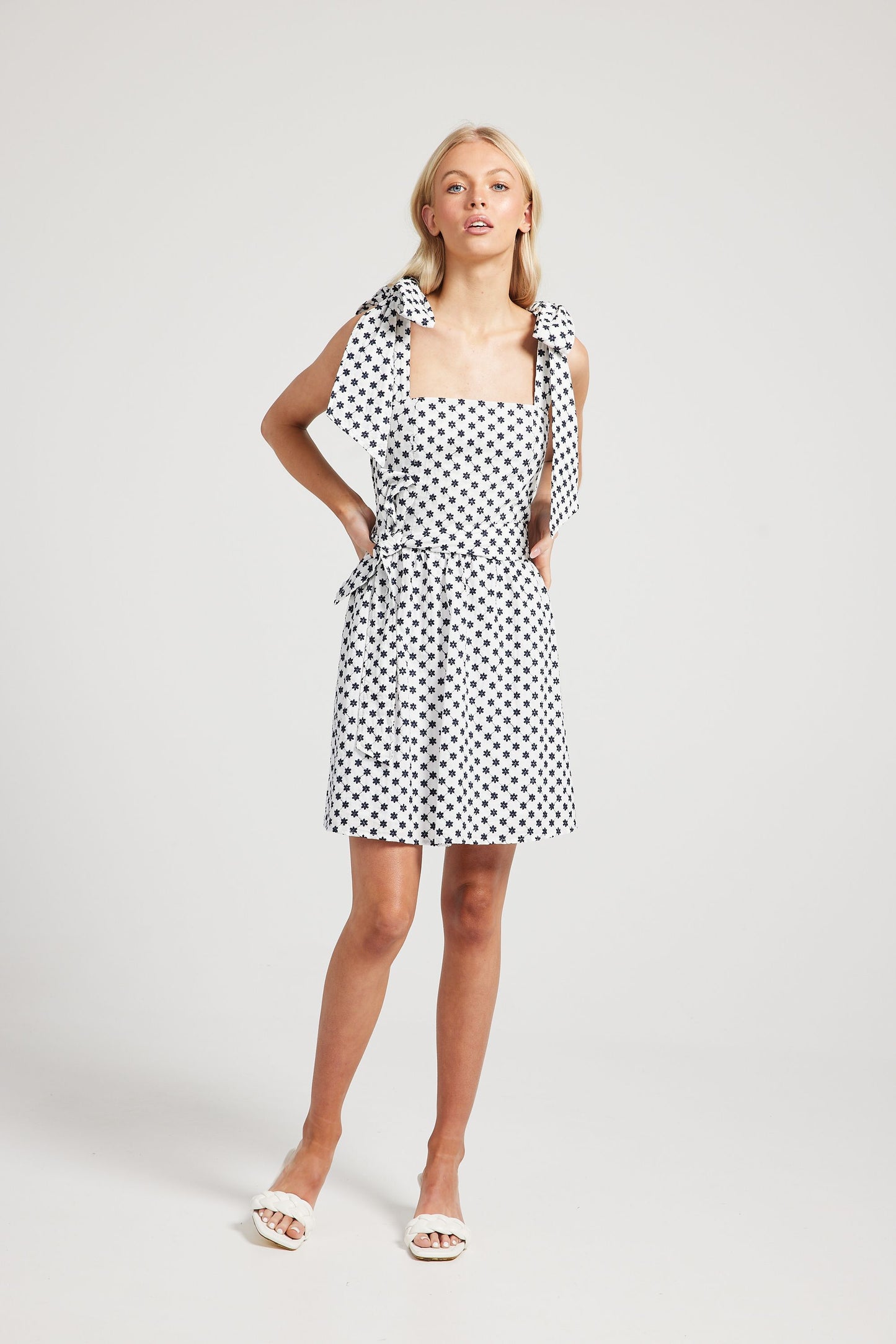 Pippa Mini Dress (Daisy)