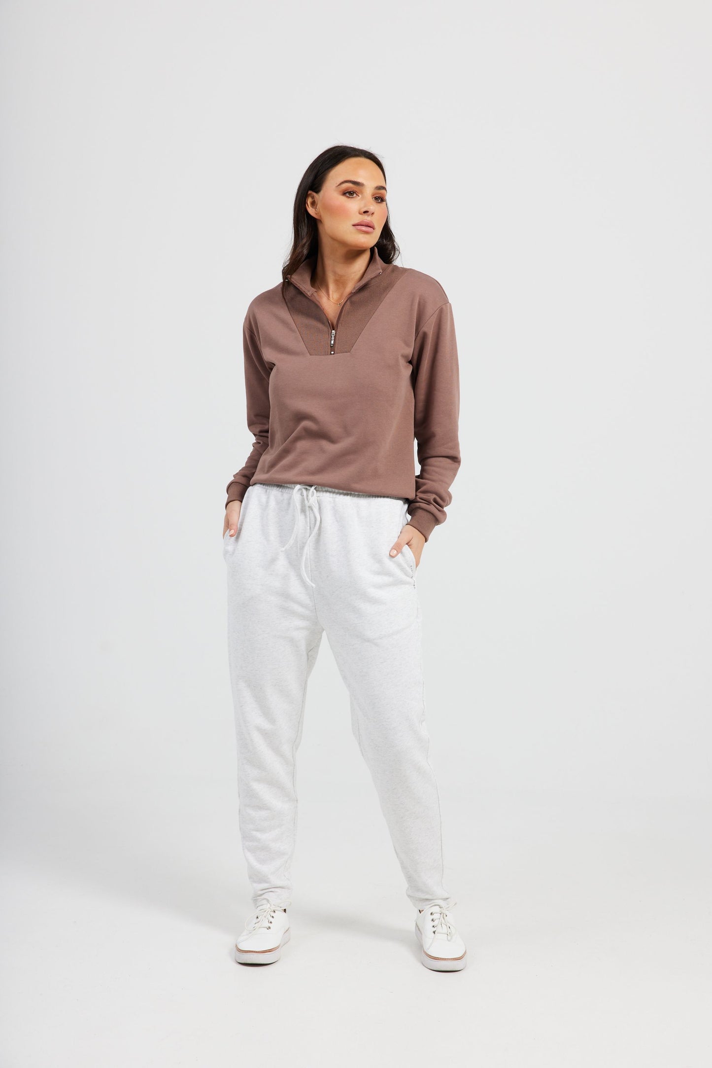 Walk in The Park Zip Sweat (Chocolate)