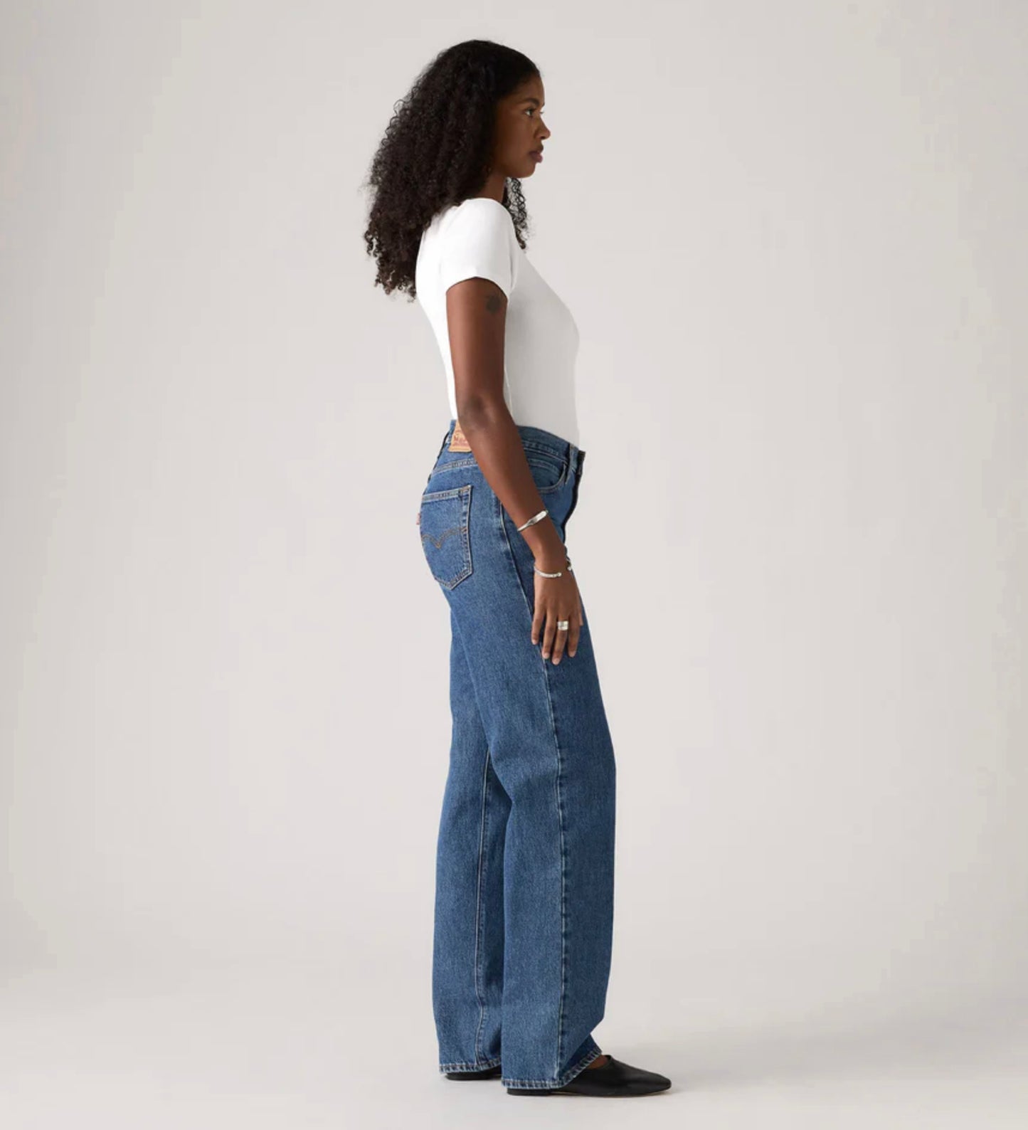 Levi Women's '94 Baggy Jeans in Mid Blue Denim | Gretel Lane
