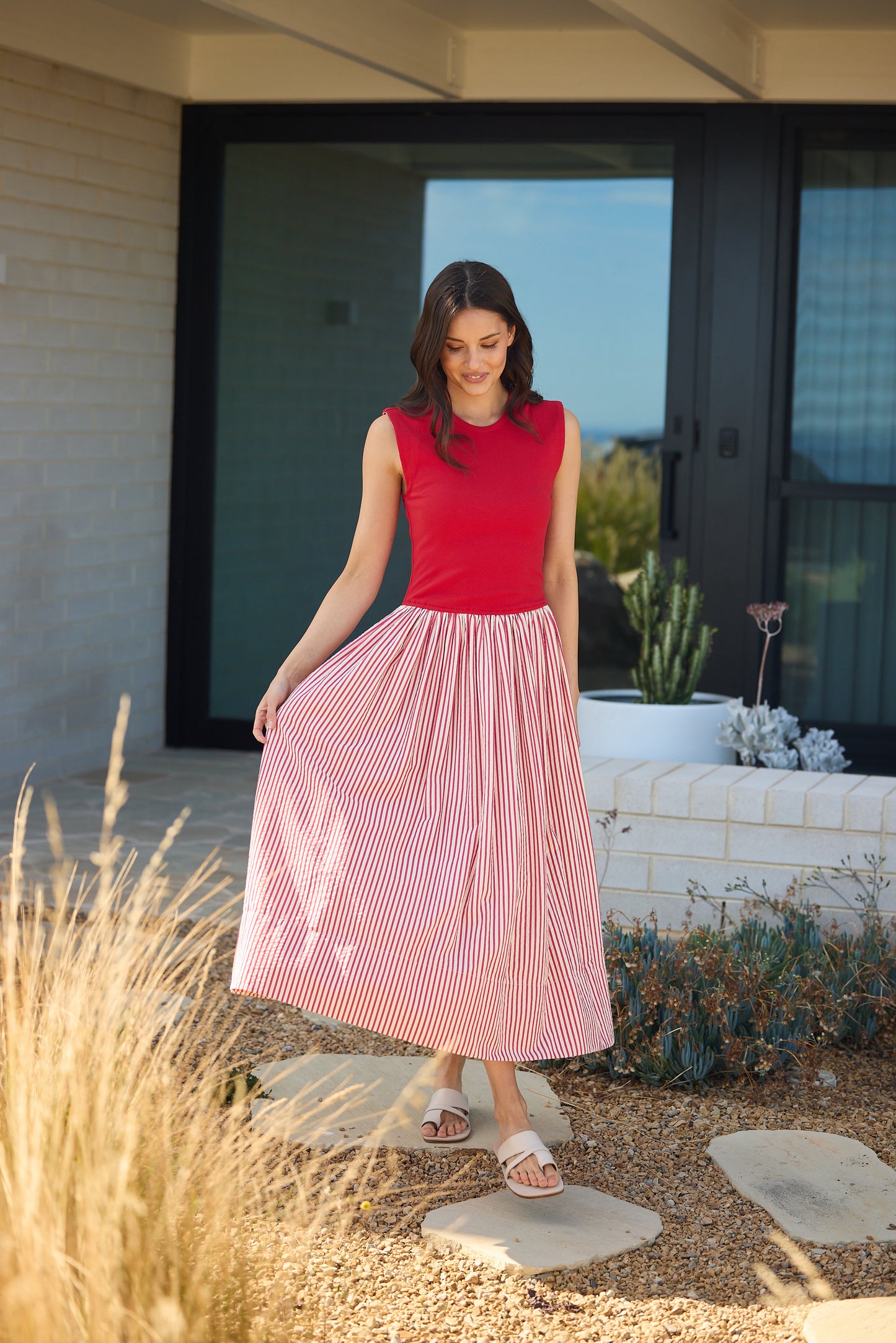 Daphne Dress (White w Red Stripe)