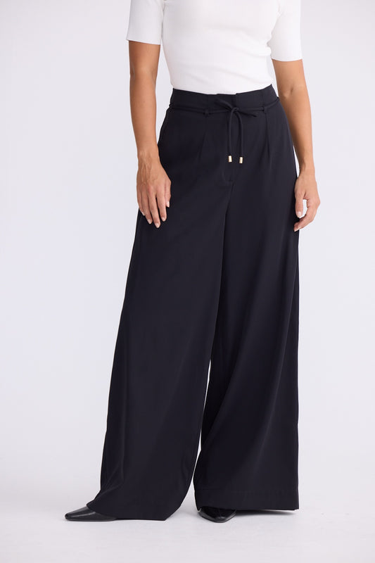 Brave + True Kensington Wide Leg Pant in Black | Women's Clothing | Gretel Lane