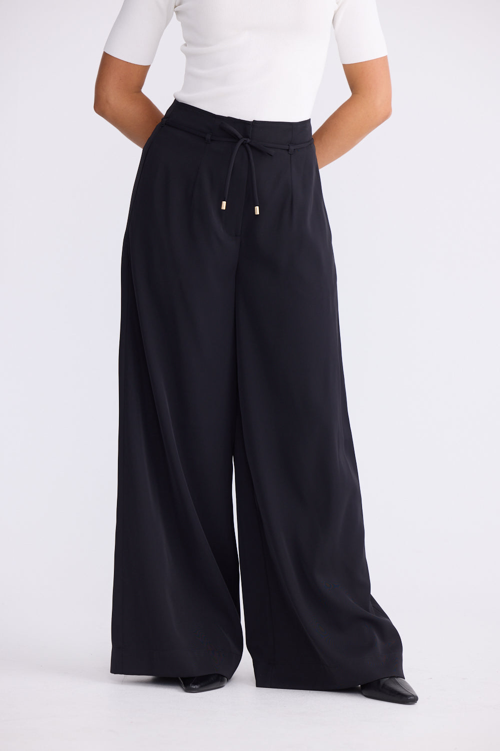 Brave + True Kensington Wide Leg Pant in Black | Women's Clothing | Gretel Lane