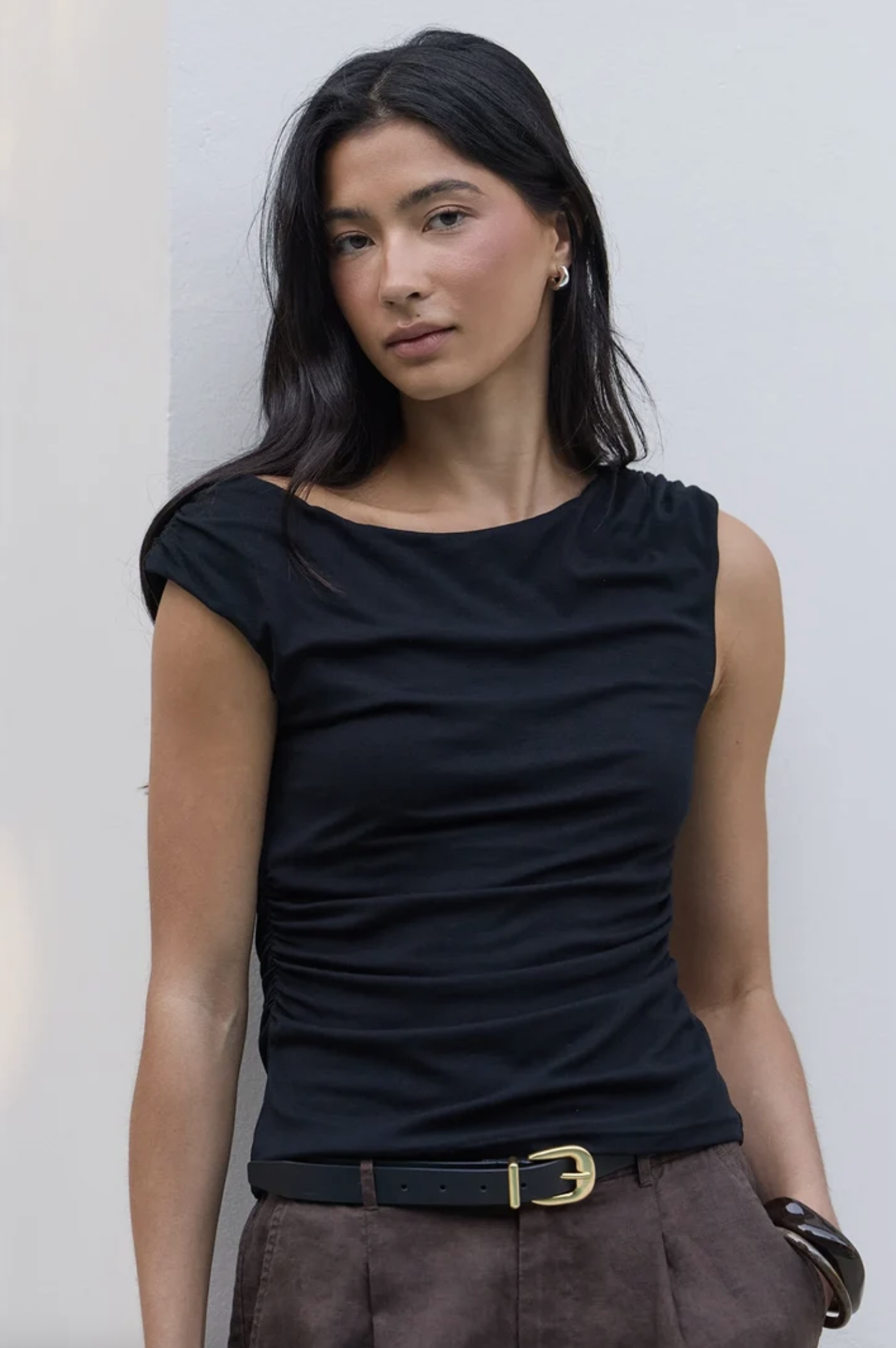 Stories Be Told Backstreet Boat Neck Sleeveless Top Black Stretch | Women's Clothing | Gretel Lane