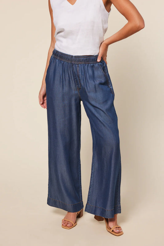 Breezy Relaxed Tencel Pant (Mid Wash)