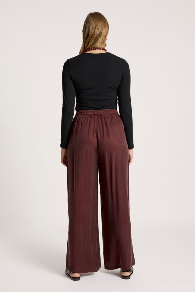 Eb&Ive Women's Maroon Cupro Pants | Gretel Lane