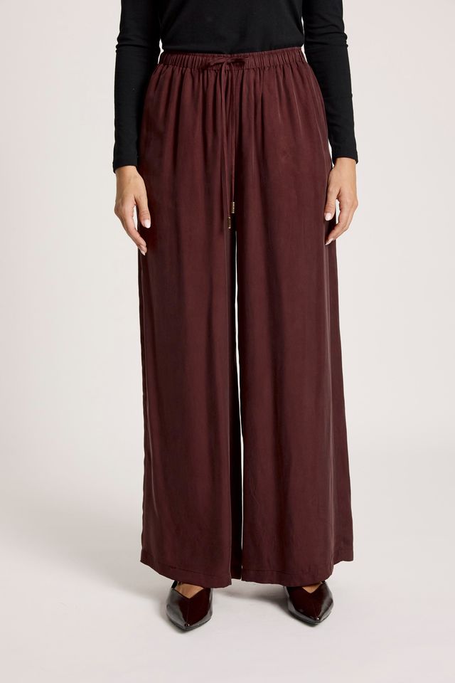 Eb&Ive Women's Maroon Cupro Pants | Gretel Lane