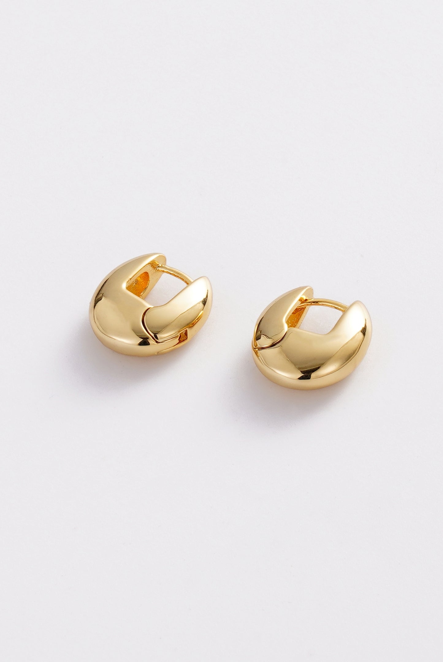 Zafino Carrie Contoured Hoop Gold | Women's Jewellery | Gretel Lane