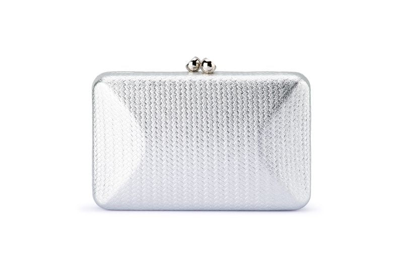 Chica Metallic Textured Clutch (Silver)