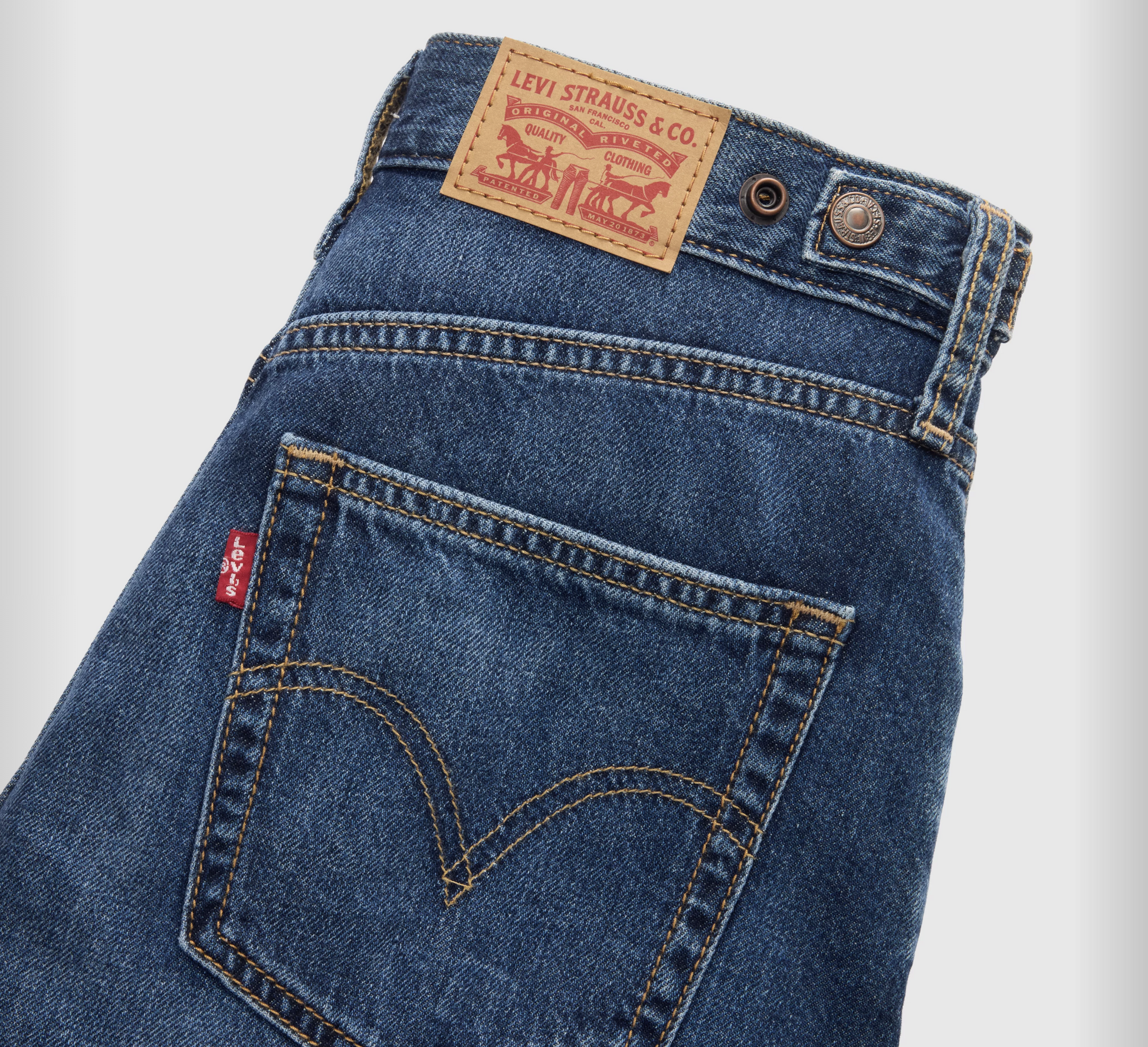 Levi's Cinch Mid-Thigh Denim Short Kiss Goodbye Short | Women's Shorts | Gretel Lane
