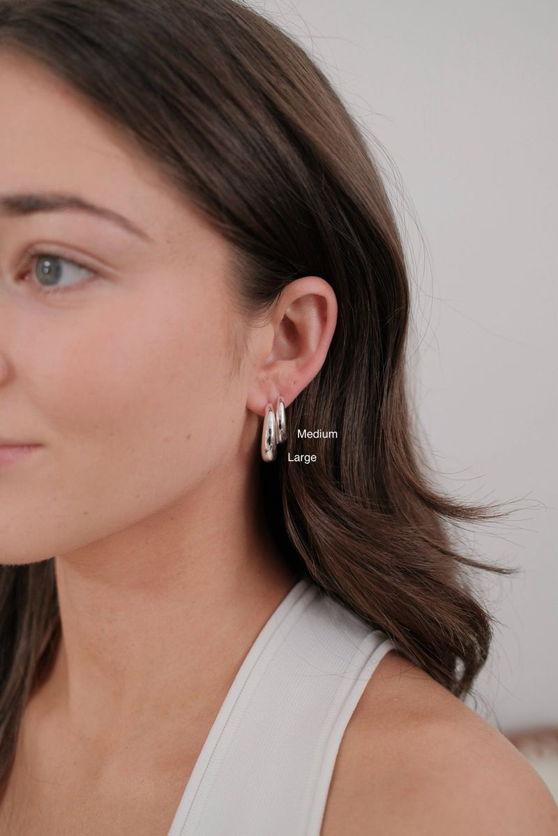 Cleo Hoop - Large (Silver)