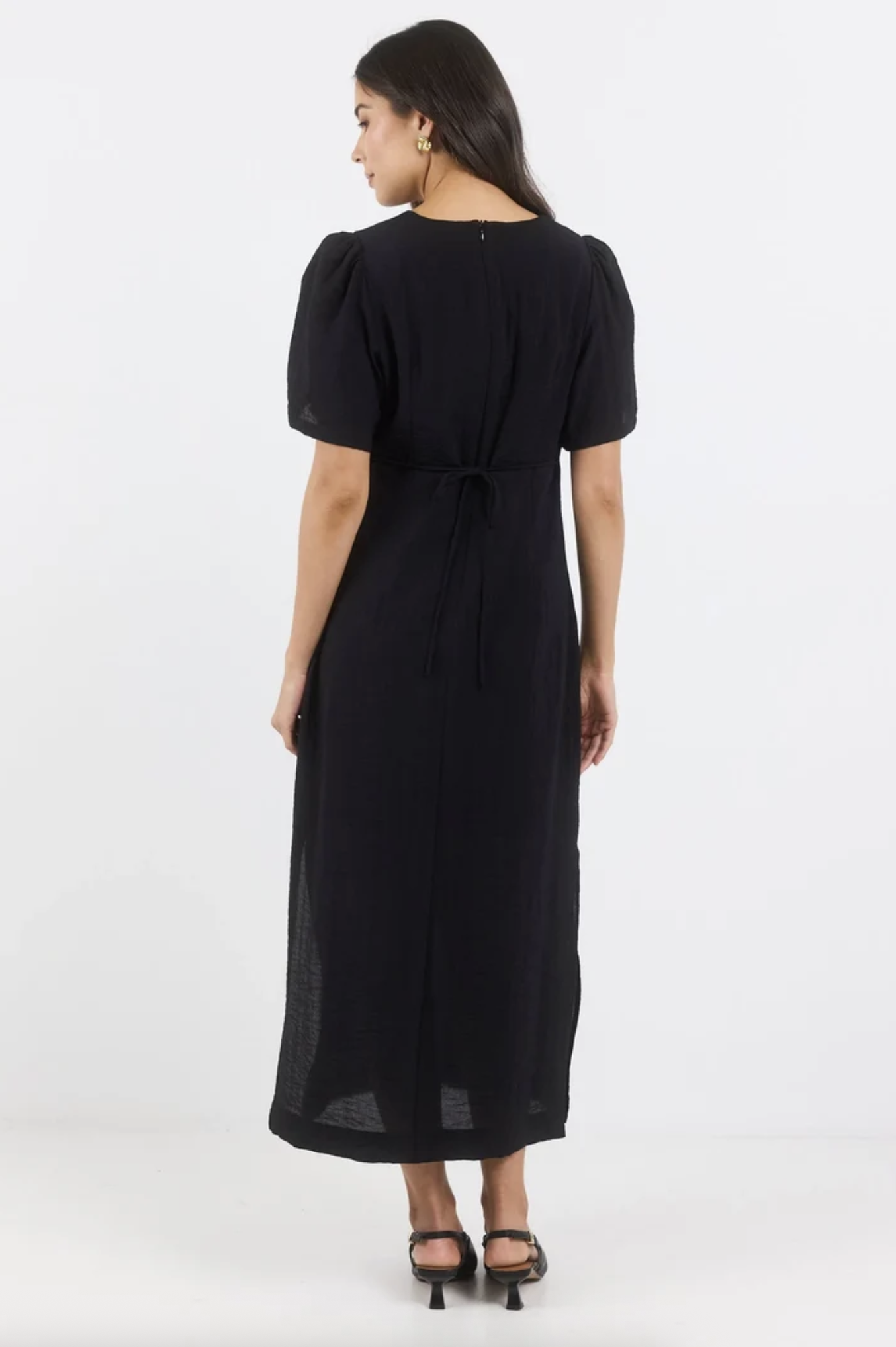 Stories Be Told Commend Shaped Short Sleeve Maxi Dress Black Texture | Women's Dresses | Gretel Lane
