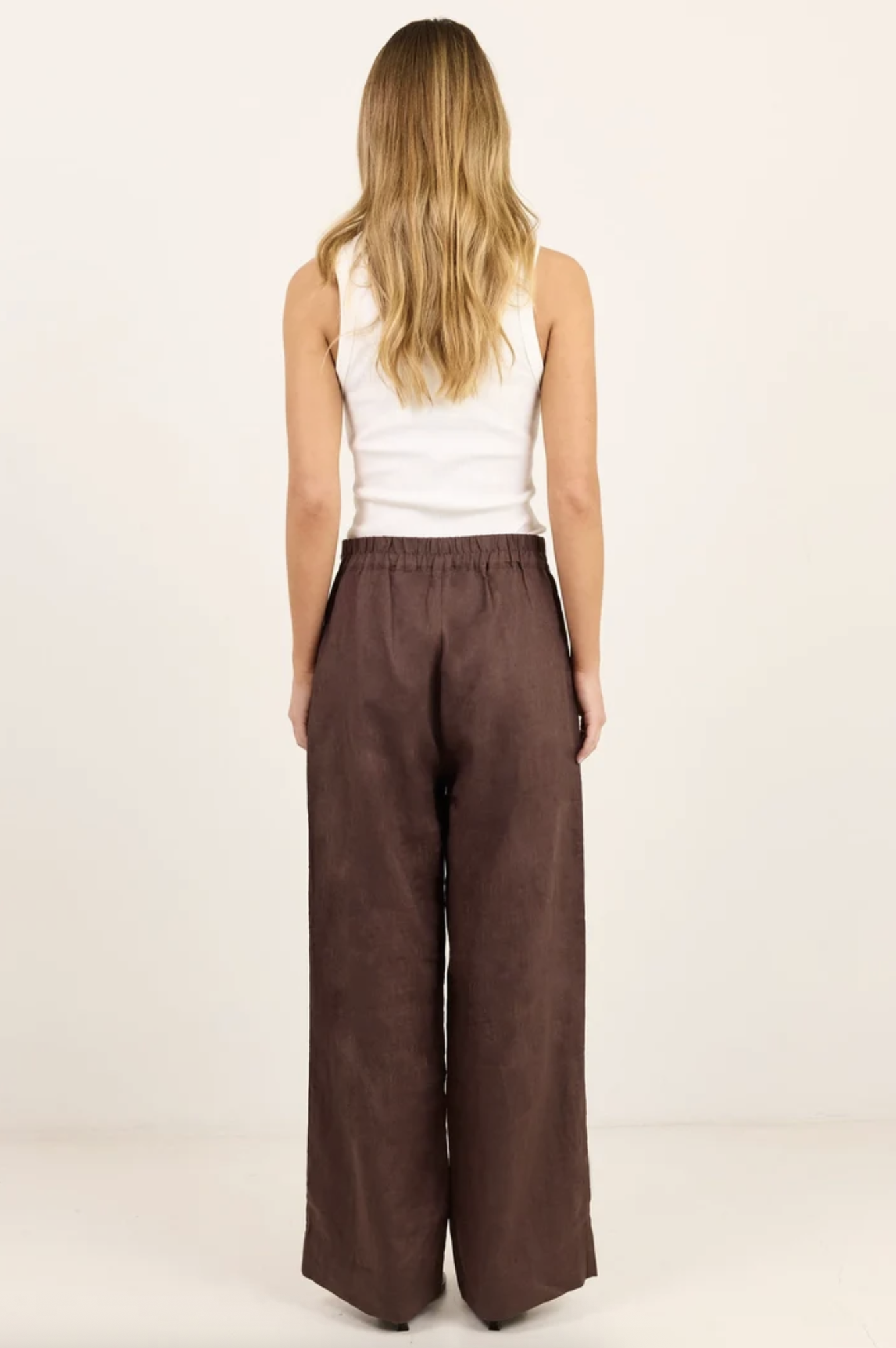 Re:Union Curator Linen Pleat Front Wide Leg Pant Dark Chocolate | Women's Pants | Gretel Lane