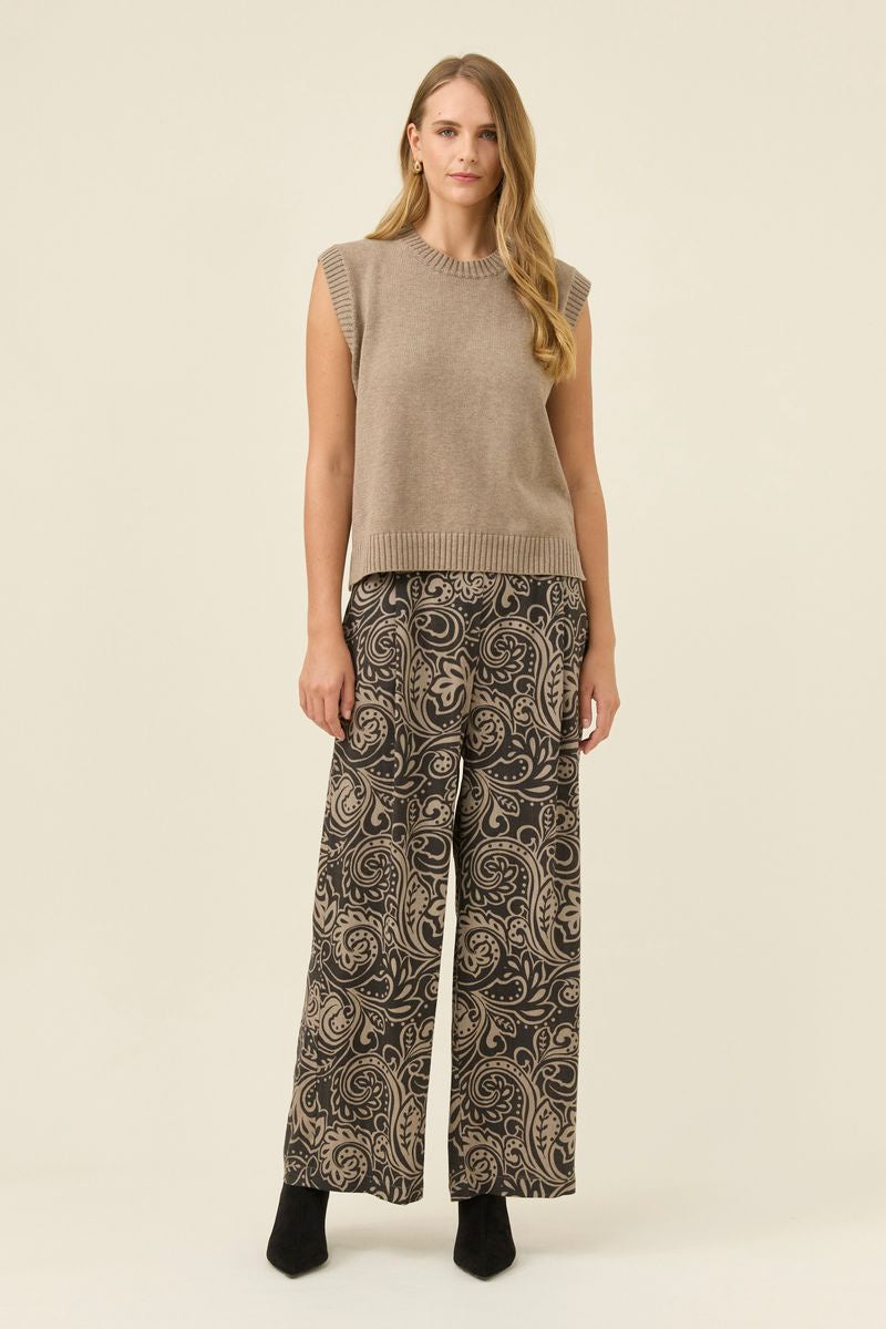 Isle of Mine Women's Darby Taupe Knit Pullover Vest | Gretel Lane