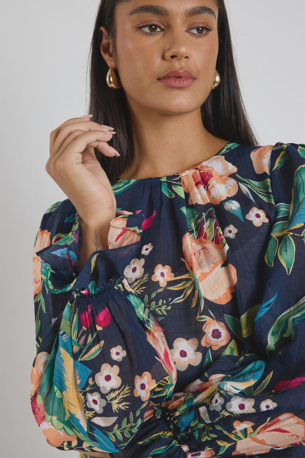 Endless Blouson Sleeve LS Top (Navy Vibrant Floral)