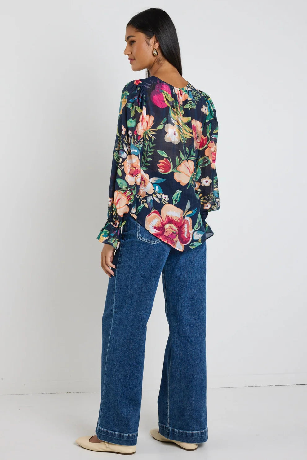 Endless Blouson Sleeve LS Top (Navy Vibrant Floral)