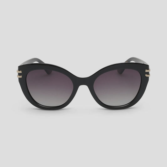 Hallie (Black Smoke)