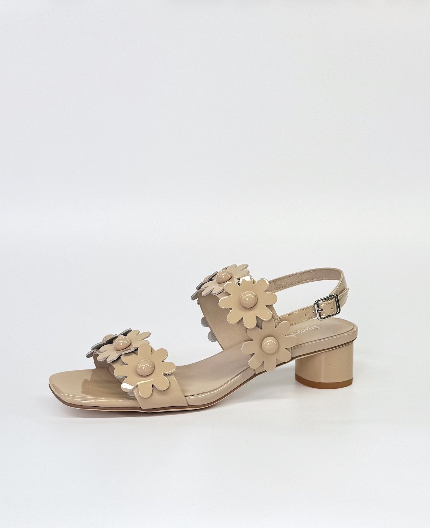 Django & Juliette Hatsyl Women's Flower Detail Sandal Nougat Patent Leather | Women's Shoes | Gretel Lane