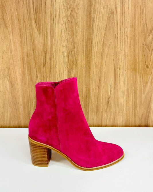 Tillies (Hot Pink Suede)