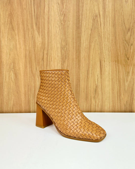 Lazarus (Tan Weave)