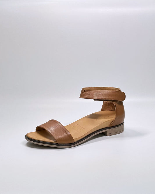 Greece (Dark Coconut)