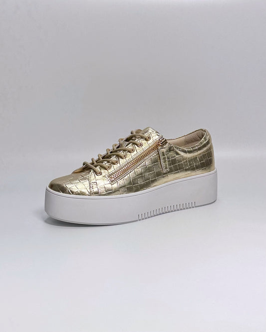 Wolfeta (Pale Gold-White)