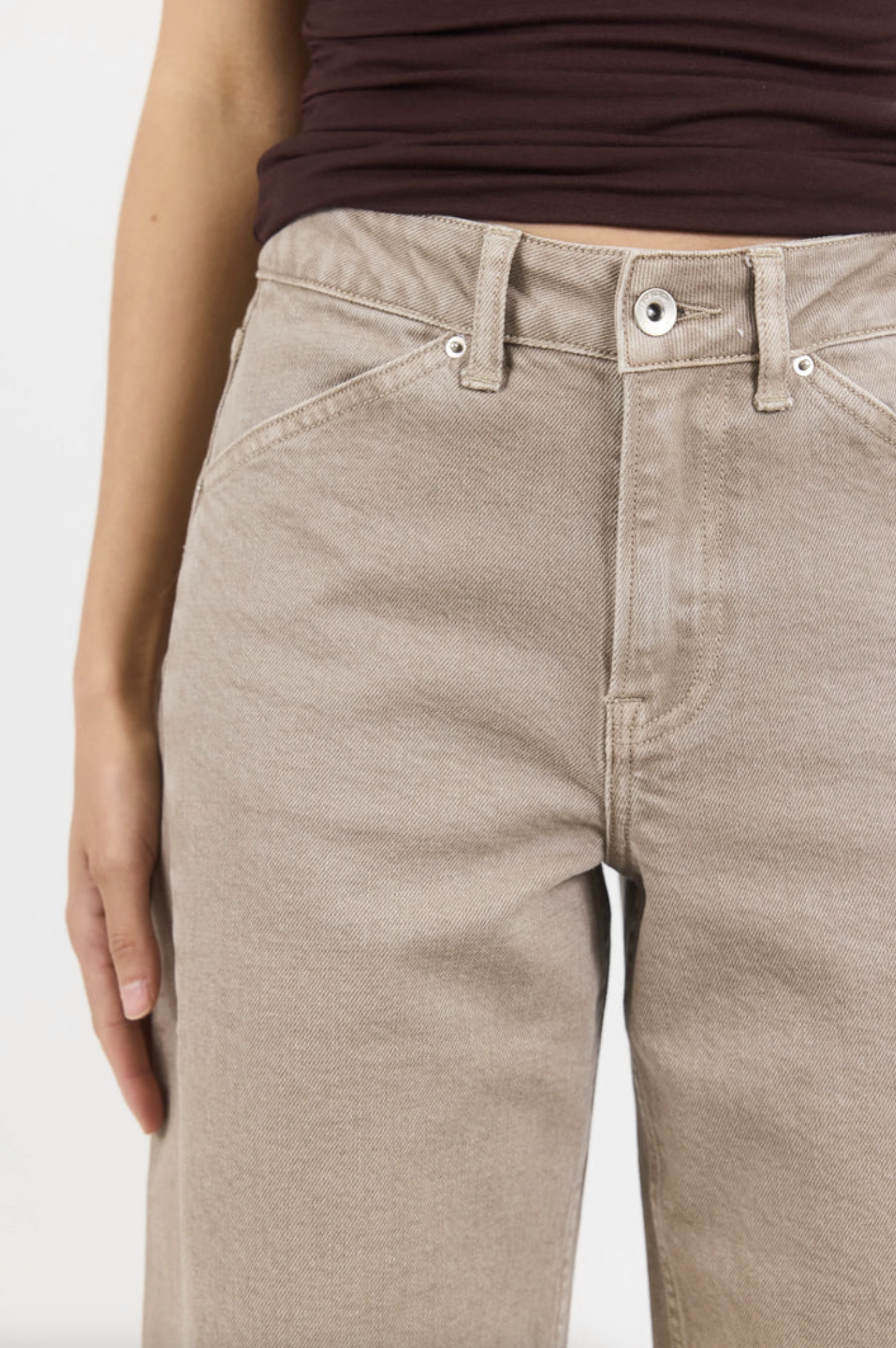 Stories Be Told Idolise Stretch Soft Barrel Leg Jean Taupe | Women's Jeans | Gretel Lane