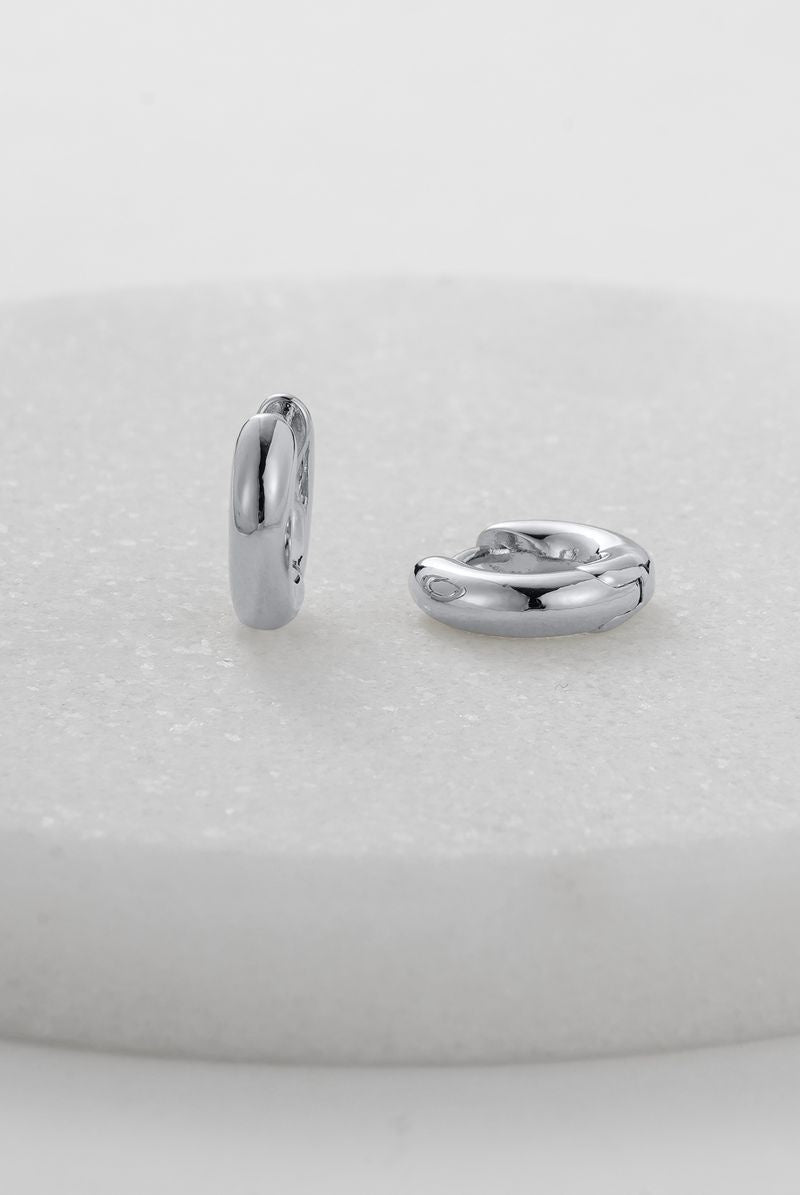 Kendall Mini Huggie (Silver)