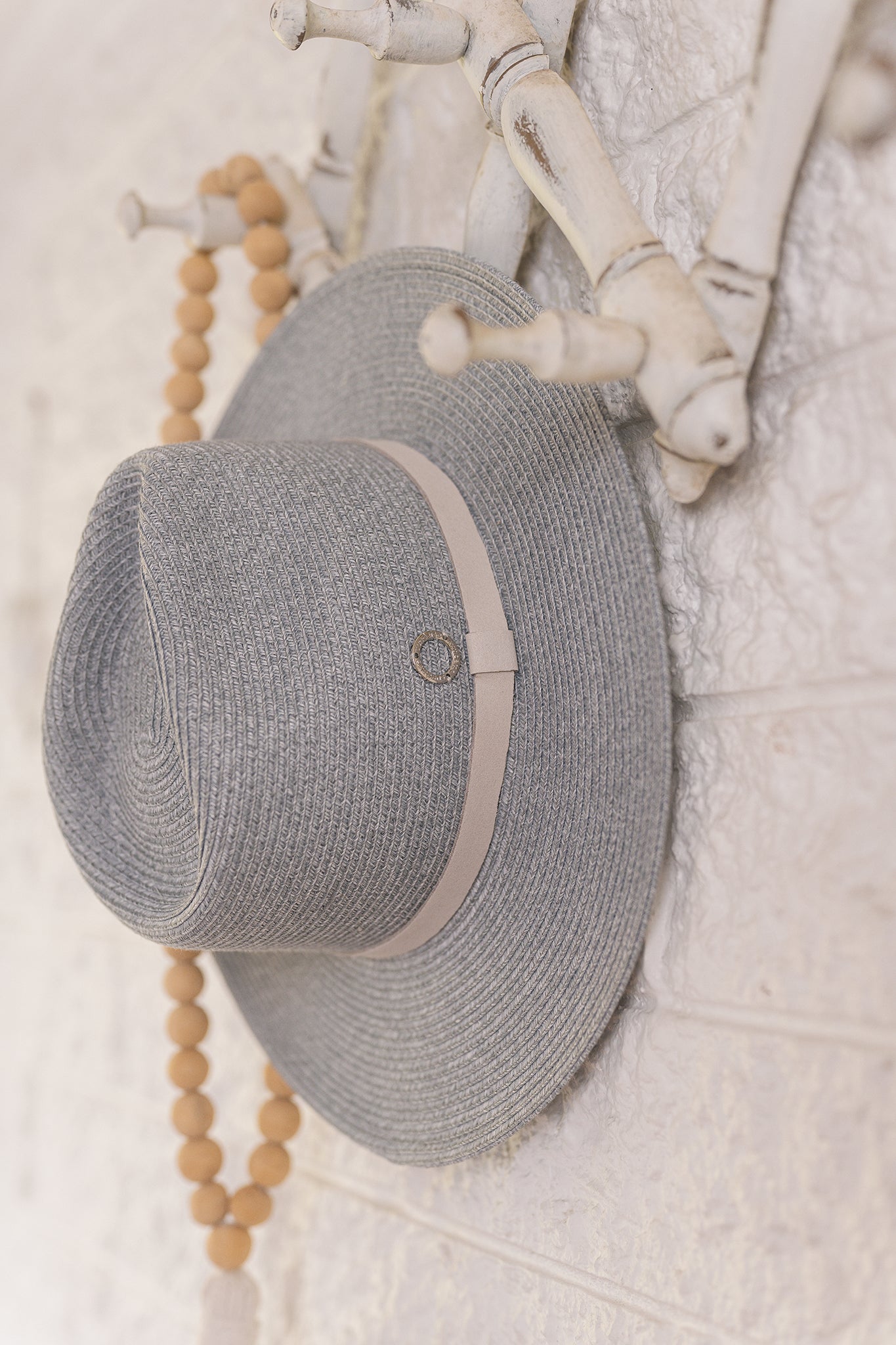 Lily Panama Grey w Leather Band