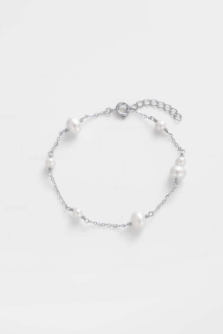 Zafino Silver Chain Pearl Luna Bracelet | Gretel Lane