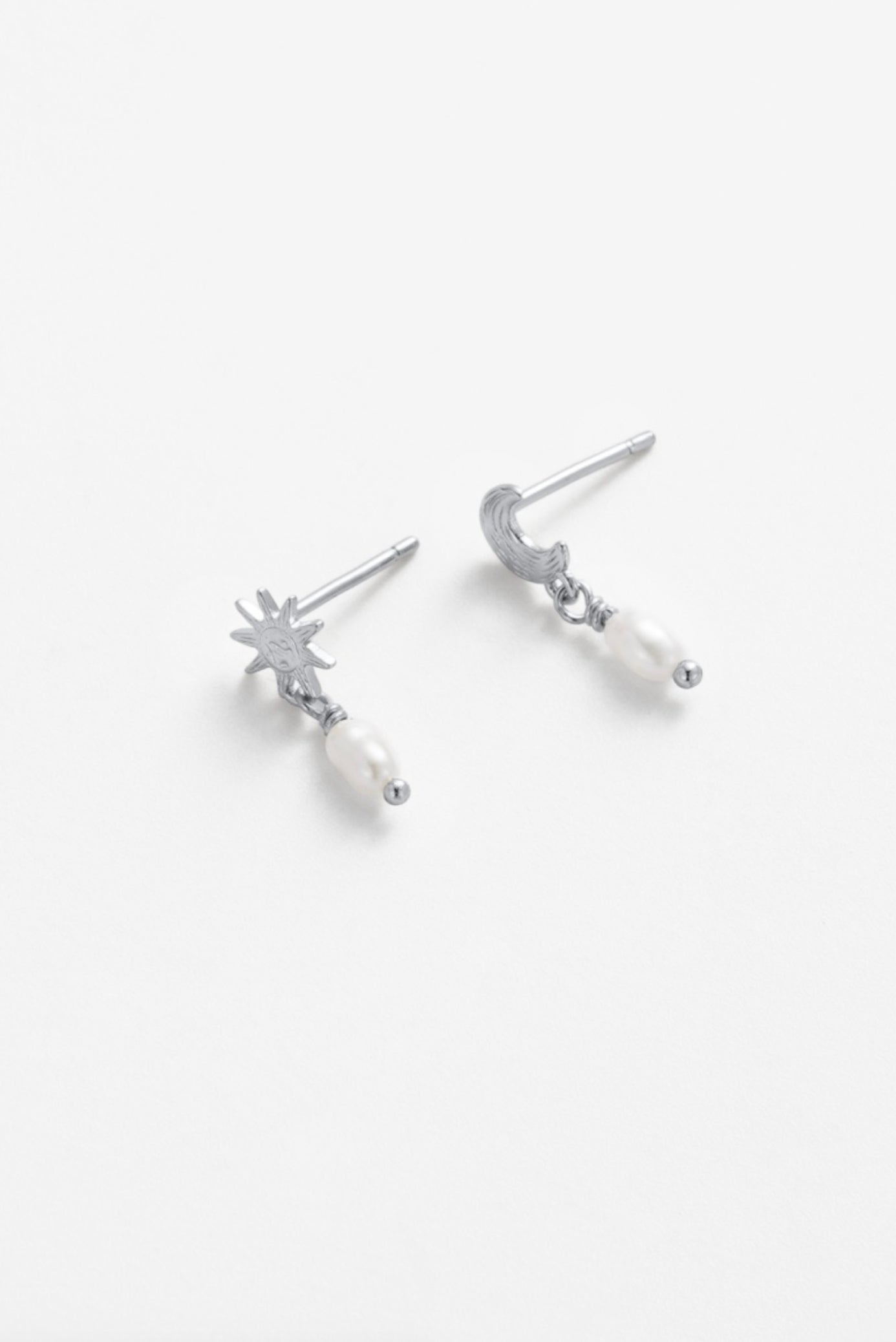 Zafino Luna Mismatched Pearl Drop Earring Silver | Women's Jewellery | Gretel Lane