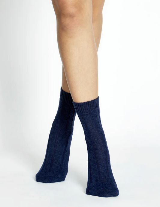 Levante Nina Cable Crew Sock in Navy | Women's socks | Gretel Lane