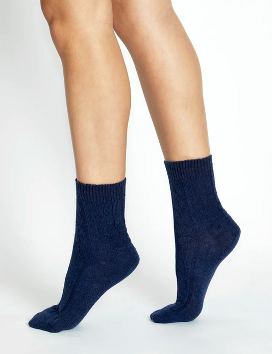 Levante Nina Cable Crew Sock in Navy | Women's socks | Gretel Lane