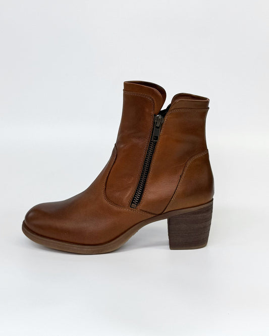 Zeta Women's Dark Brown Twin Zip Rocio Boot | Gretel Lane 